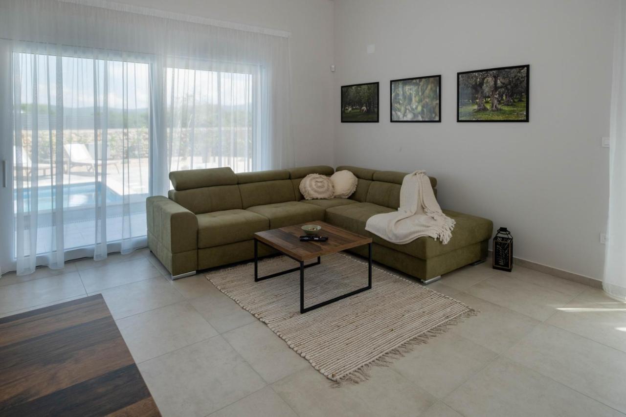 Villa Monika Muraj 외부 사진